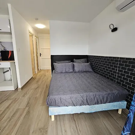Appartement St1 Vue Sur Port Et *